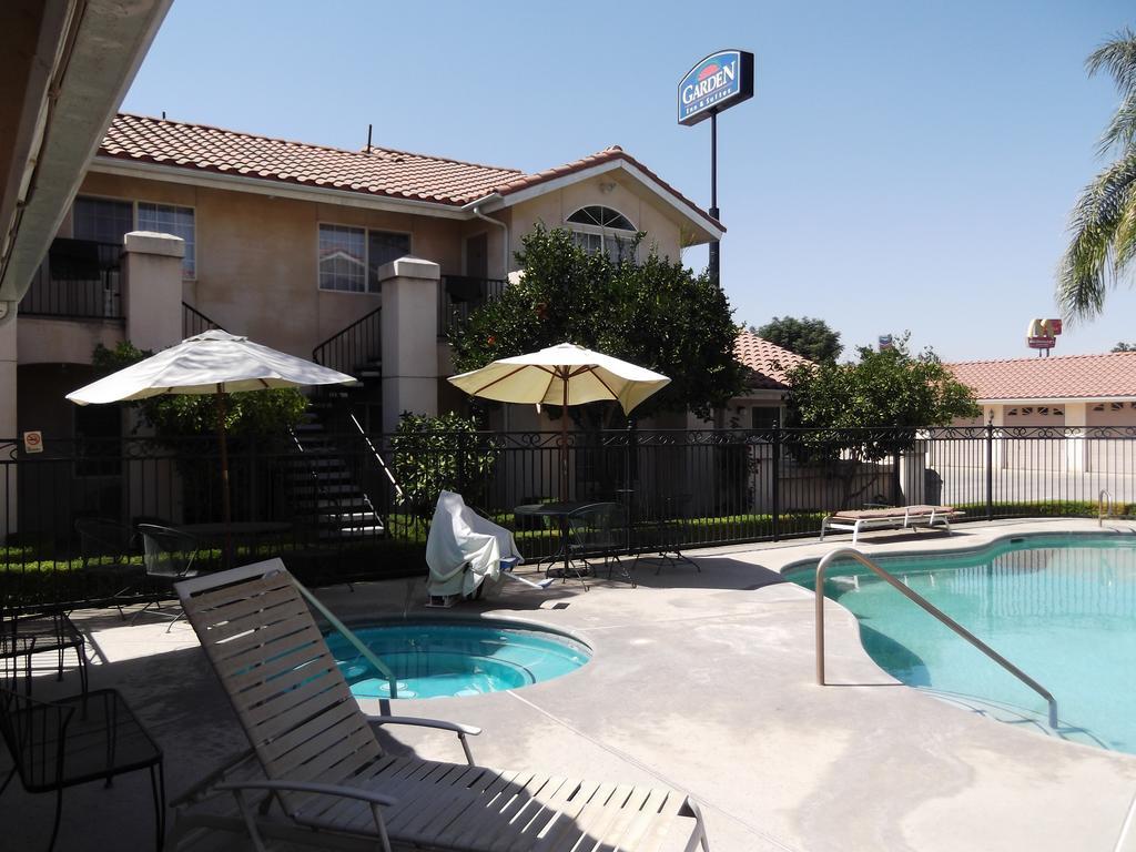Garden And 3* Fresno